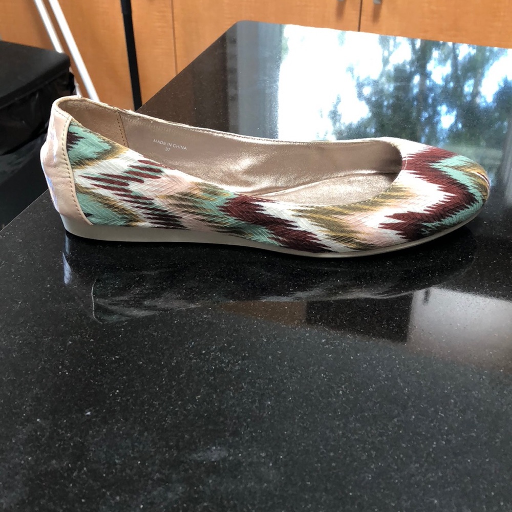 Brand new Aldo flats size 37